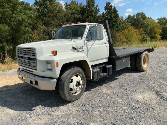 1992 F700 Diesel Flatbed Truck