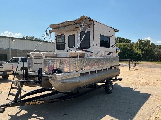 2006 House Boat on Tritoon