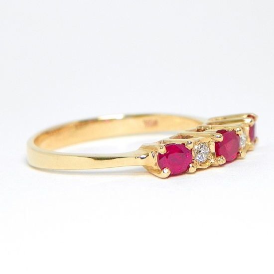 14K Diamond & Ruby Ring