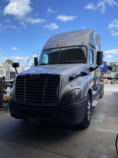 2014 FREIGHTLINER CASCADIA