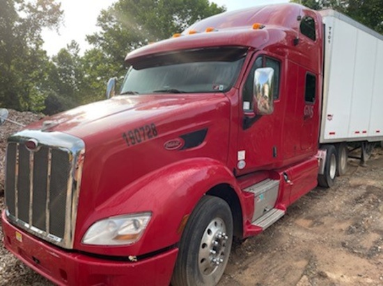 2013 PETERBILT 587