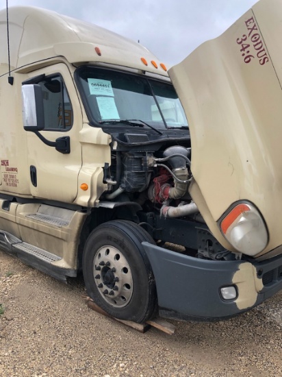 2013 FREIGHTLIENR CASCADIA 125SLP