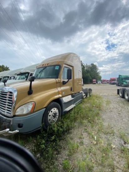 2014 FREIGHTLINER CASCADIA