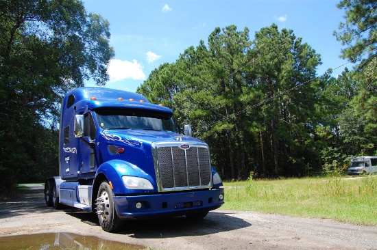 2014 PETERBILT 587