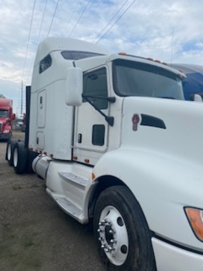 2012 KENWORTH T660