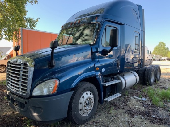 2014 FREIGHTLINER CASCADIA CA125SLP