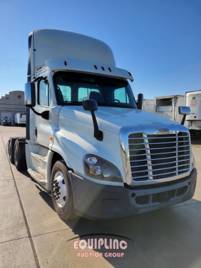 2020 FREIGHTLINER CASCADIA DAY CAB