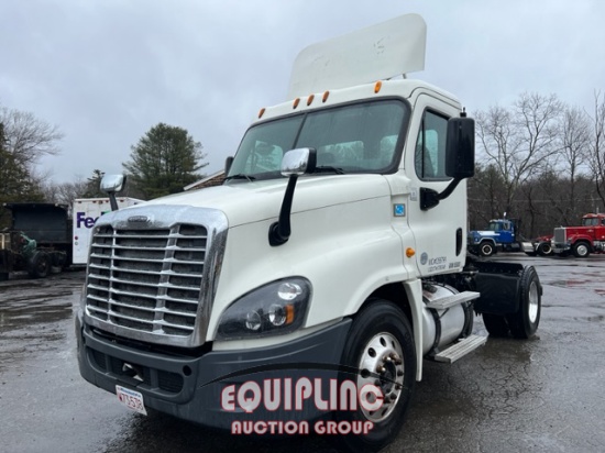 2014 FREIGHTLINER CASCADIA SINGLE AXLE DAY CAB