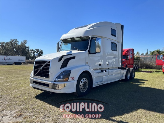 2016 VOLVO VNL SLEEPER