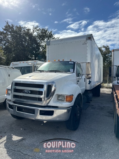 2015 FORD F650 BOX TRUCK