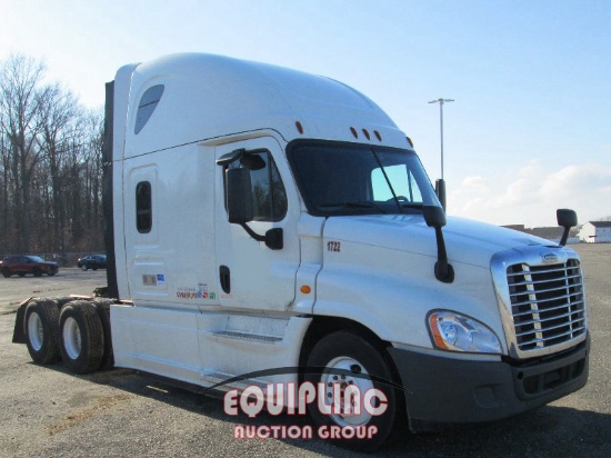 2015 Freightliner CASCADIA CA125SLP