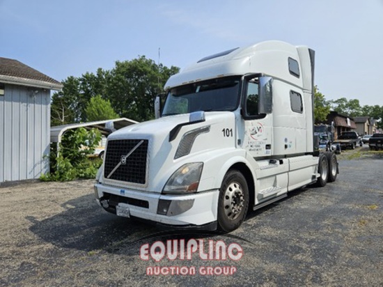 2016 VOLVO VNL