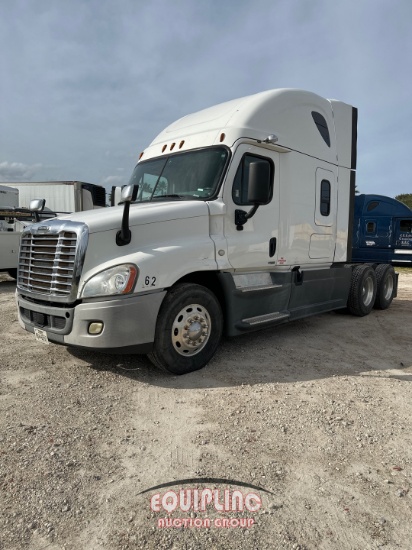 2015 FREIGHTLINER CASCADIA