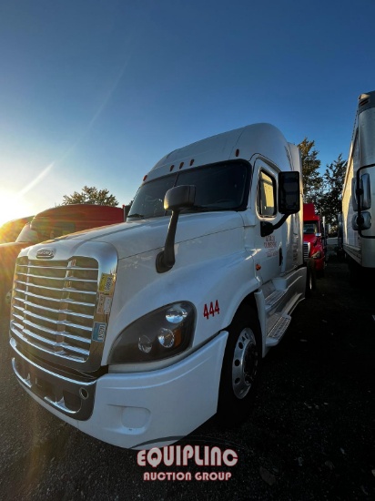 2016 FREIGHTLINER CASCADIA
