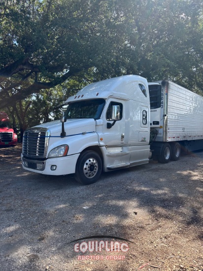 2015 FREIGHTLINER CASCADIA
