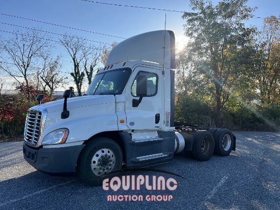 2017 FREIGHTLINER CASCADIA
