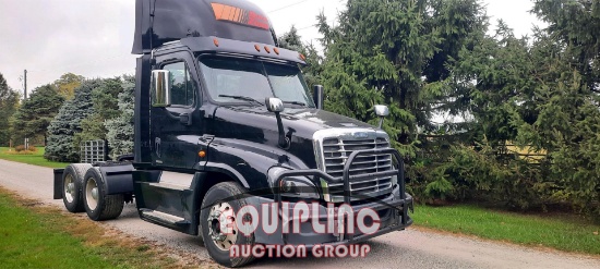 2017 Freightliner CASCADIA DAY CAB