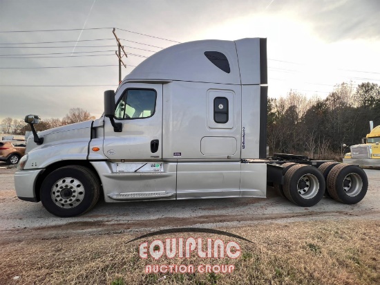 2017 FREIGHTLINER CASCADIA