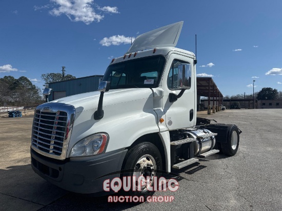 2017 FREIGHTLINER CASCADIA SINGLE AXLE DAY CAB