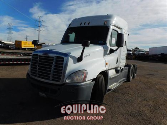 2015 FREIGHTLINER CASCADIA SLEEPER