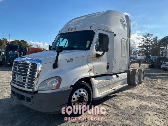 2012 FREIGHTLINER CASCADIA TANDEM AXLE SLEEPER TRUCK