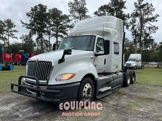 2018 INTERNATIONAL LT625 SLEEPER
