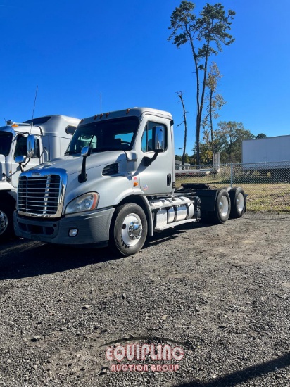 2013 FREIGHTLINER CASCADIA DAY CAB