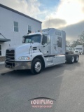 2015 MACK CXU613 SLEEPER