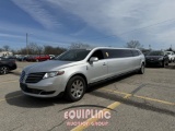 2011 LINCOLN 120-inch MKT LIMO