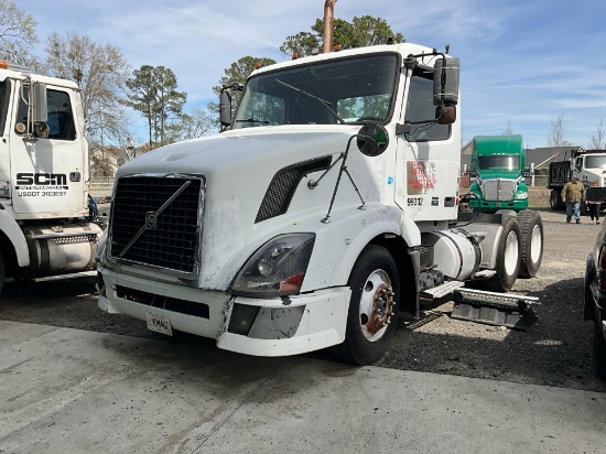 2006 Volvo VNL64 DAY CAB