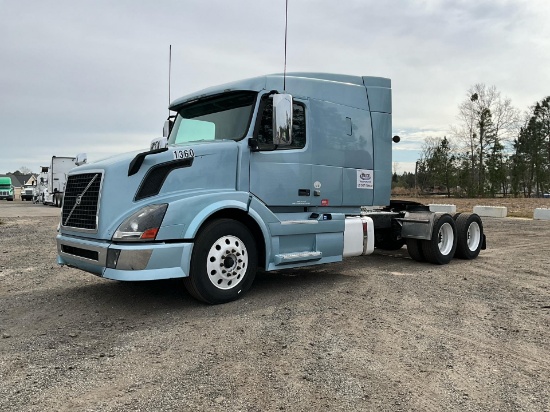 2012 VOLVO VNL SLEEPER