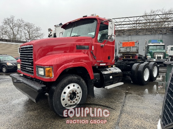 2008 MACK CHU613 DAYCAB