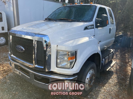 2016 Ford F-650 Cab & Chassis