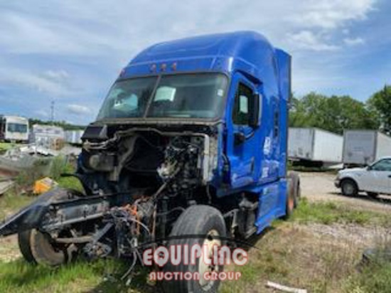 2016 FREIGHTLINER CASCADIA SLEEPER