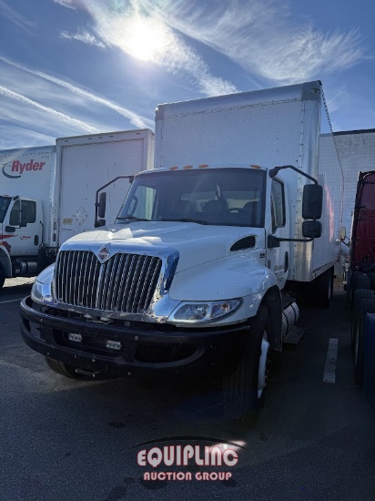 2020 INTERNATIONAL MV607 26FT BOX TRUCK