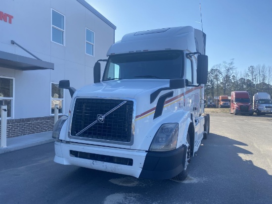 2014 Volvo VNL670 SLEEPER