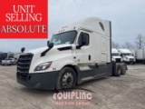 2019 FREIGHTLINER CASCADIA PT126SLP TANDEM AXLE SLEEPER TRUCK