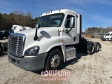2019 FREIGHTLINER CASCADIA DAY CAB