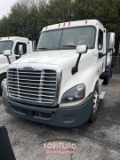 2019 FREIGHTLINER CASCADIA DAY CAB