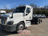 2019 FREIGHTLINER CASCADIA DAY CAB