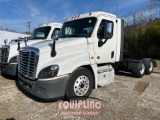 2019 FREIGHTLINER CASCADIA DAY CAB TRUCK