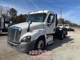 2019 FREIGHTLINER CASCADIA DAY CAB TRUCK