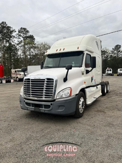 2016 FREIGHTLINER CASCADIA SLEEPER