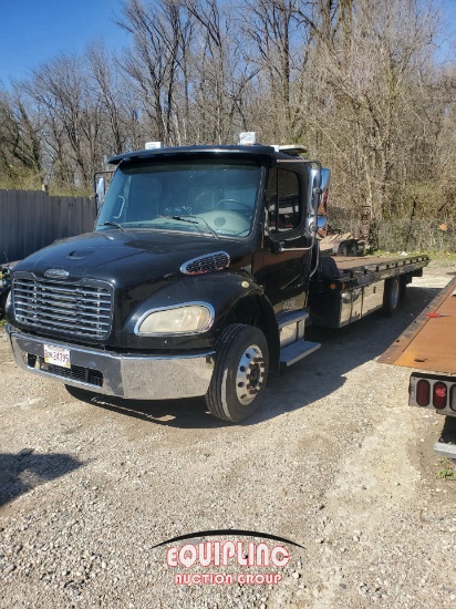 2011 FREIGHTLINER M2 ROLLBACK