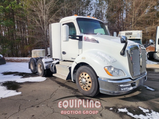 2017 KENWORTH T680 TANDEM AXLE DAY CAB