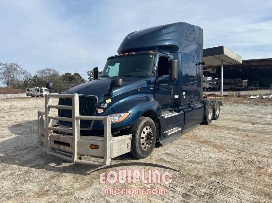 2018 INTERNATIONAL LT625 TANDEM AXLE SLEEPER TRUCK