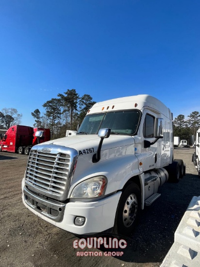 2014 FREIGHTLINER CASCADIA SLEEPER