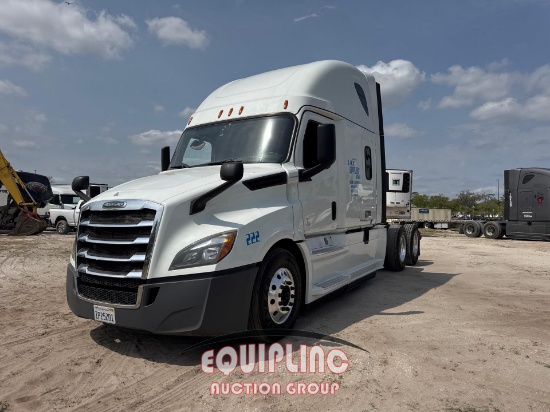 2020 FREIGHTLINER CASCADIA TANDEM AXLE SLEEPER