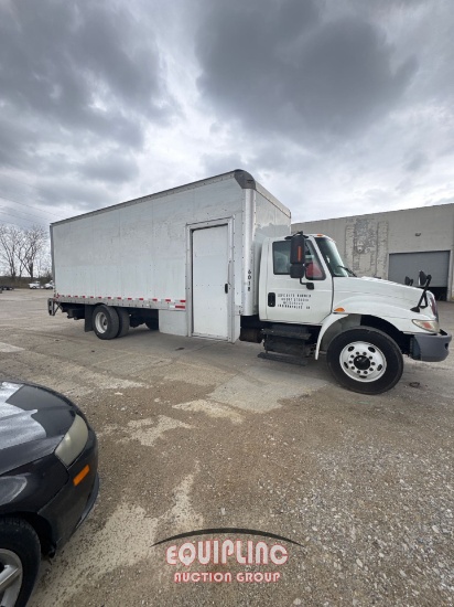 2015 INTERNATIONAL 4300 BOX TRUCK