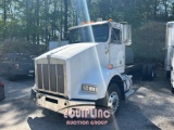 2002 KENWORTH T800 TANDEM AXLE CAB & CHASSIS